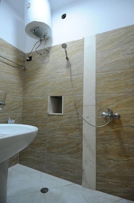 Grandpa House App.1 Tirana Exterior foto
